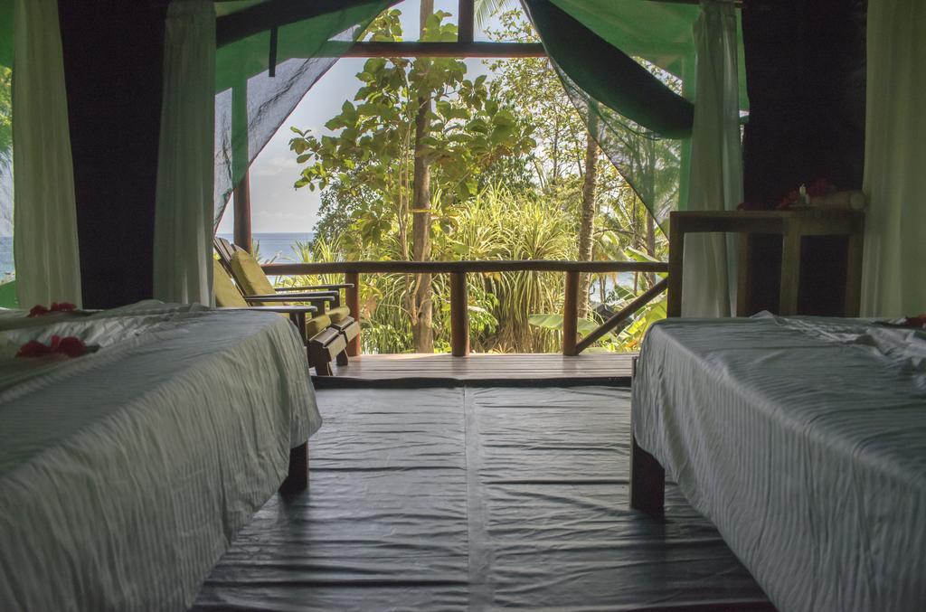 La Leona Eco Lodge Carate Esterno foto