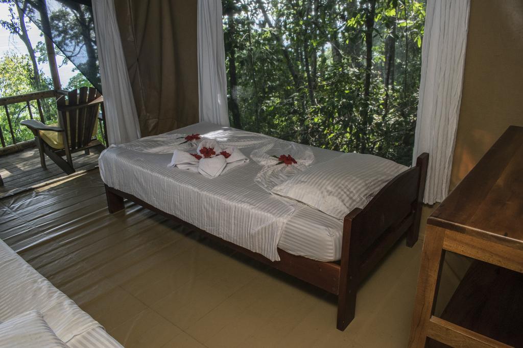 La Leona Eco Lodge Carate Camera foto