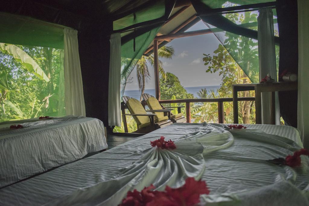La Leona Eco Lodge Carate Esterno foto